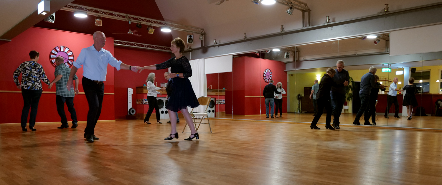 Tanzsport bei BW96 hier in der Tanzschule Angela Lüthje