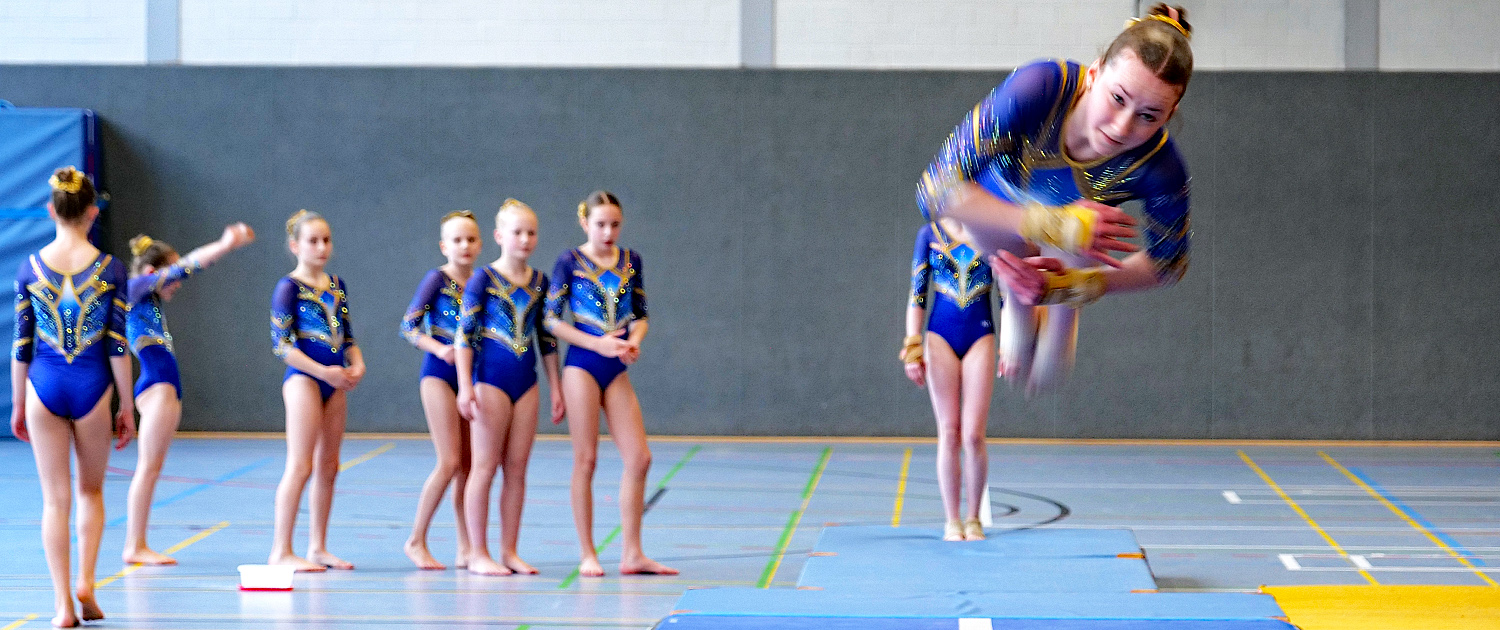 BW96_HP_Slider_Turn_Tanz_Einrad_Show_2026_Dobberstein_03